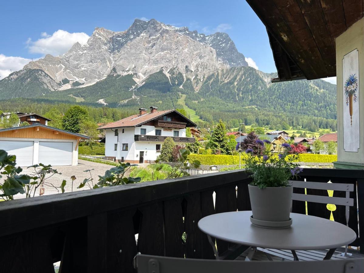 Haus Blaesi Ehrwald Exterior foto